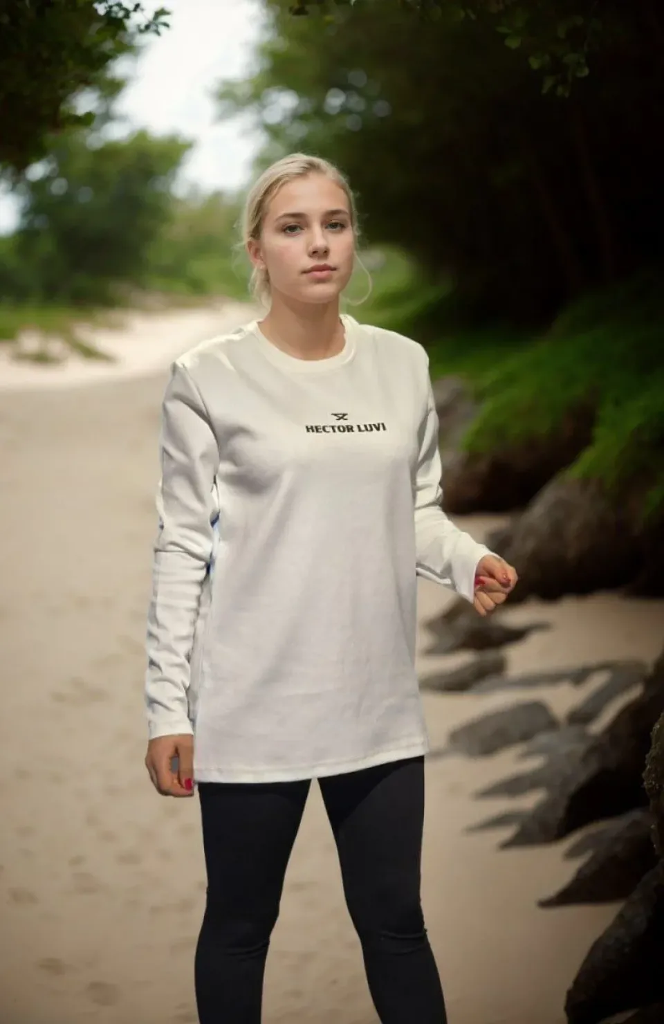 Unisex Bisiklet Yaka Uzun Kollu T-Shirt - Beyaz