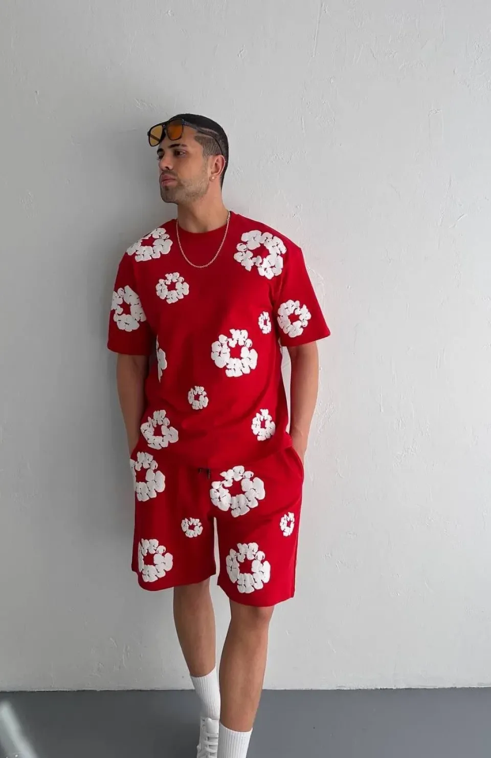 İki İplik Kumaş Baskılı T-shirt Şortlu Takım- Kırmızı