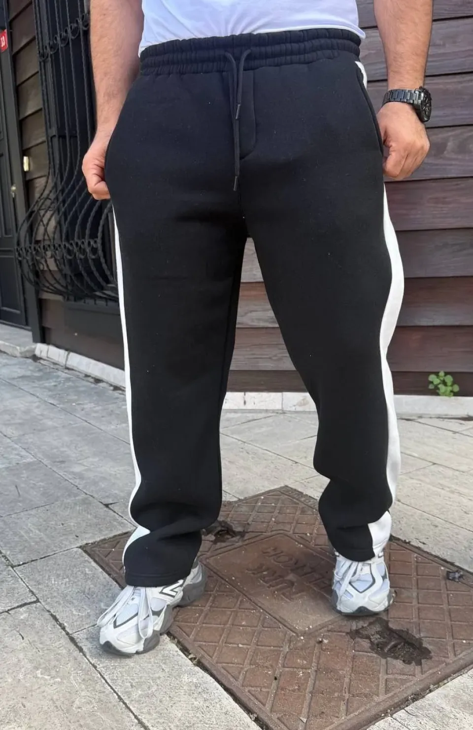 Erkek Üç İplik Kışlık Pamuklu Yandan Garneli Kalın Şeritli Cepli Eşofman Altı - Siyah