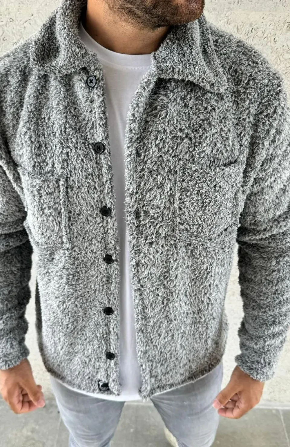 Erkek Pelüş Polar Hırka Gömlek – Yakalı, İlik Düğmeli, Göğüs Cepli, Yumuşak Dokulu Kışlık Regular Fit Rahat Günlük Model - Gri