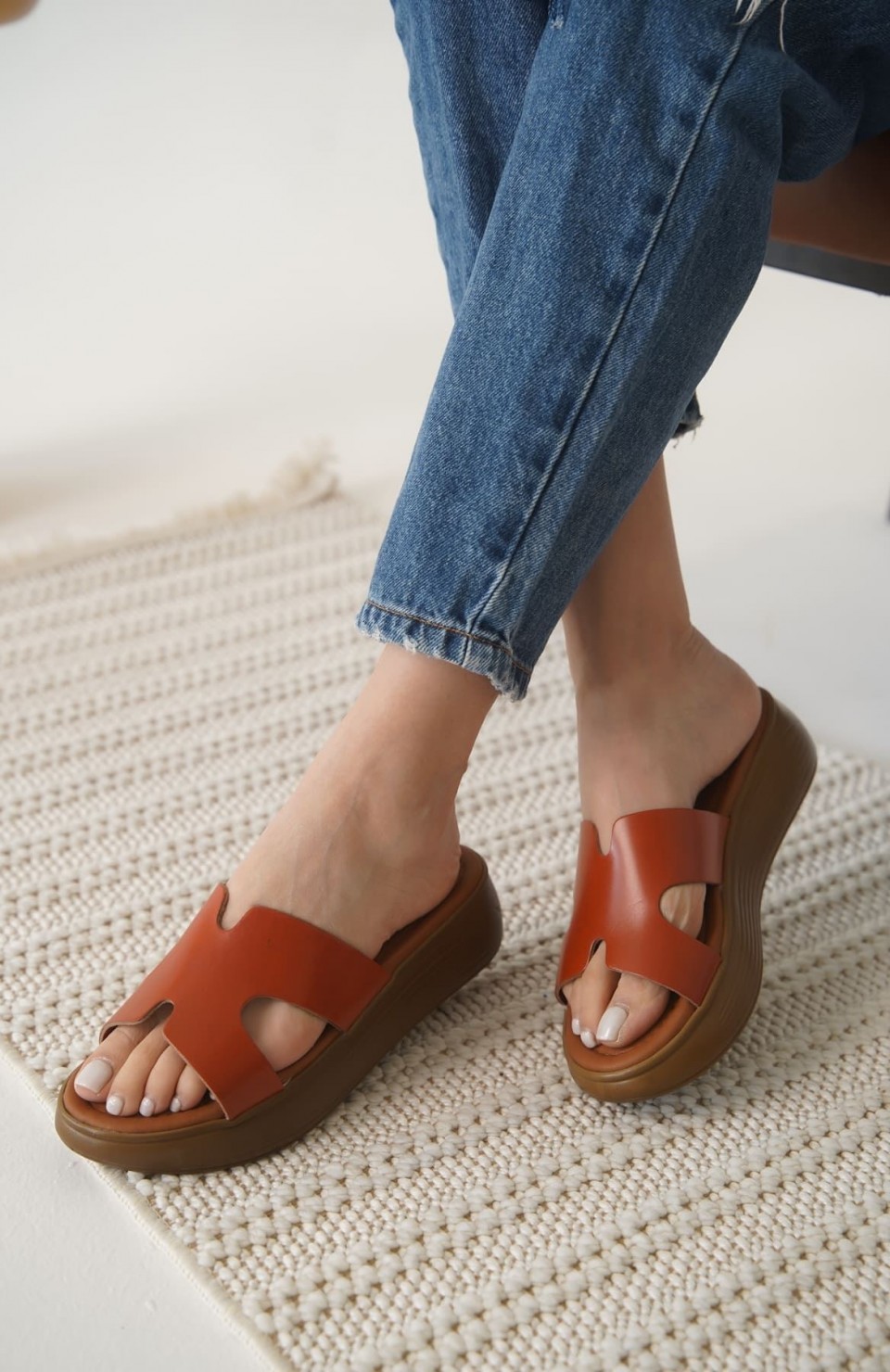 Kiremit Hakiki Deri Terlik TR31MY54F Somersan Giyim | Kadın, Erkek ve Çocuk Moda