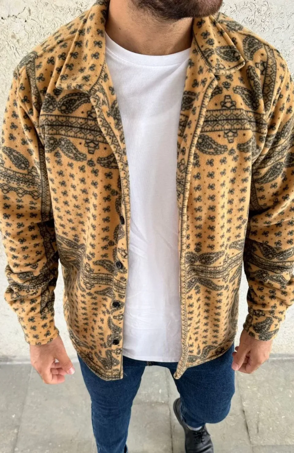 Erkek Desenli Düğmeli Polar Gömlek – Hardal Paisley Desen Yakalı, Uzun Kollu, Oversize Rahat Kalıp - Sarı