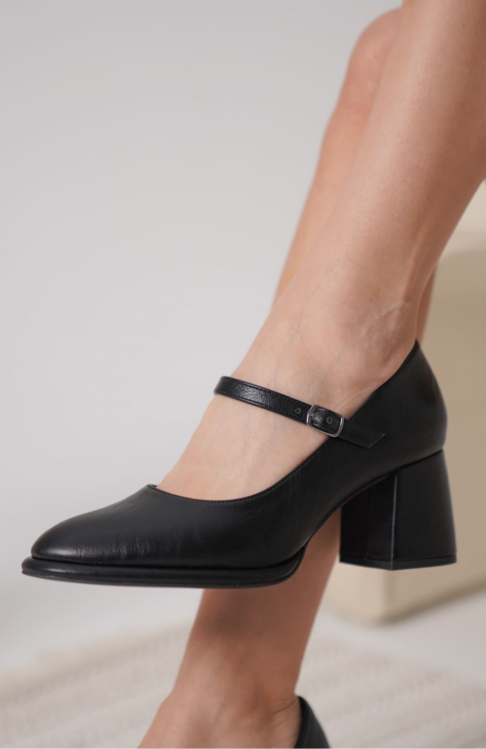 Siyah Cilt Kadın Topuklu Ayakkabı TR18MS07C Somersan Giyim | Kadın, Erkek ve Çocuk Moda