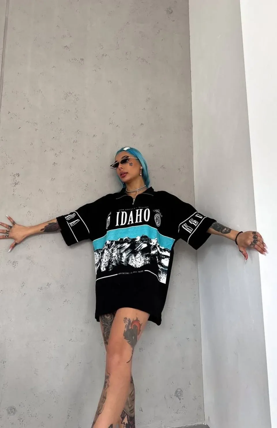 Unisex Baskılı Yarım Fermuarlı T-Shirt - Siyah