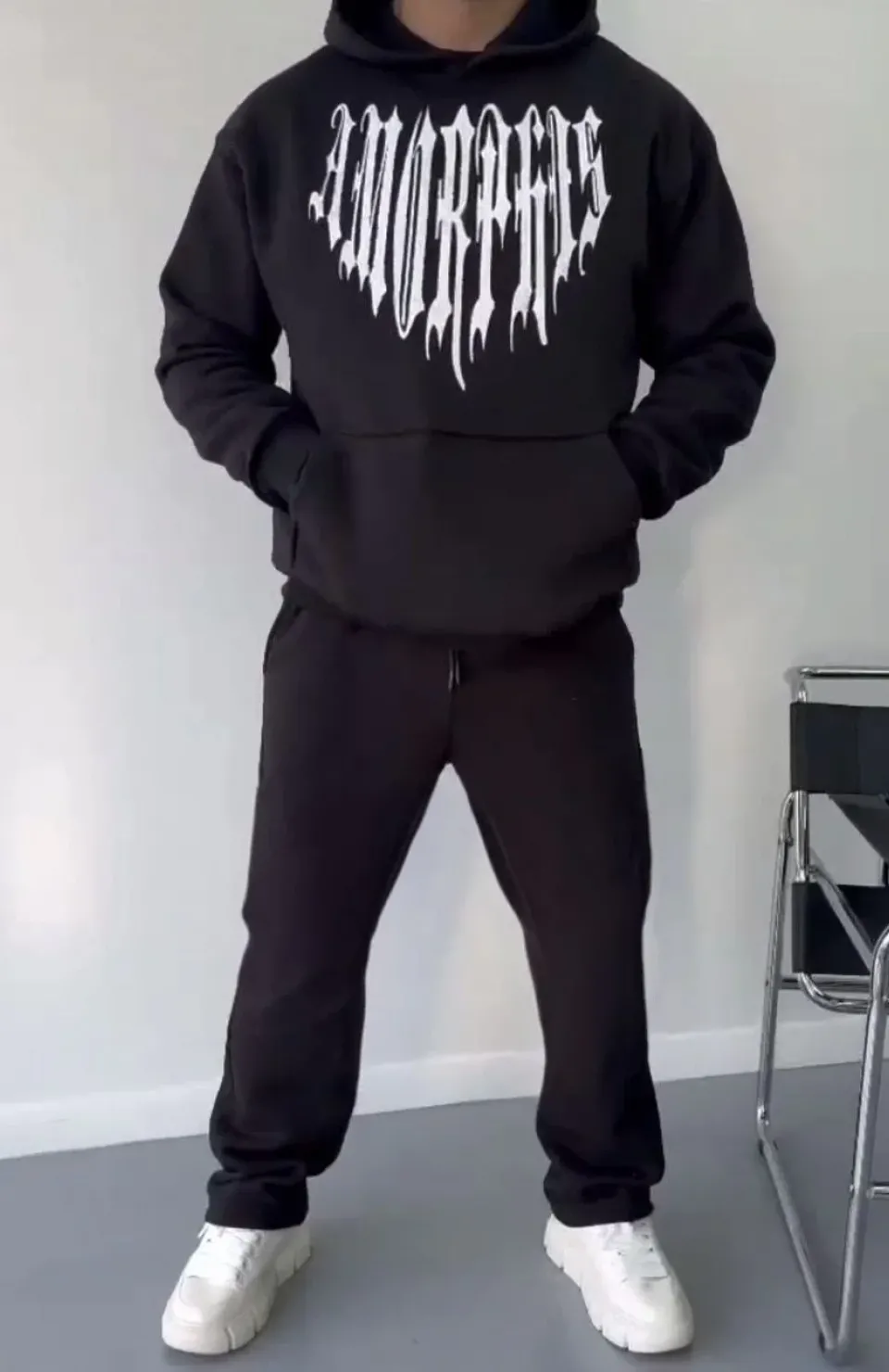 Uzun Kol Kapüşonlu Baskılı SweatShirt - Siyah