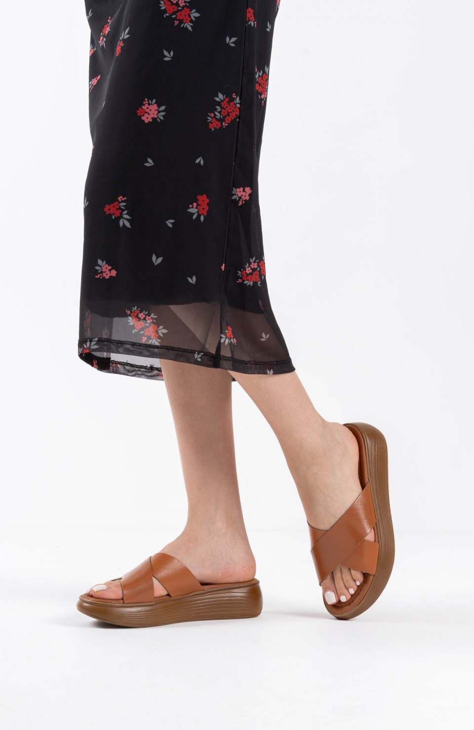 Taba Hakiki Deri Terlik TR31MY53E Somersan Giyim | Kadın, Erkek ve Çocuk Moda