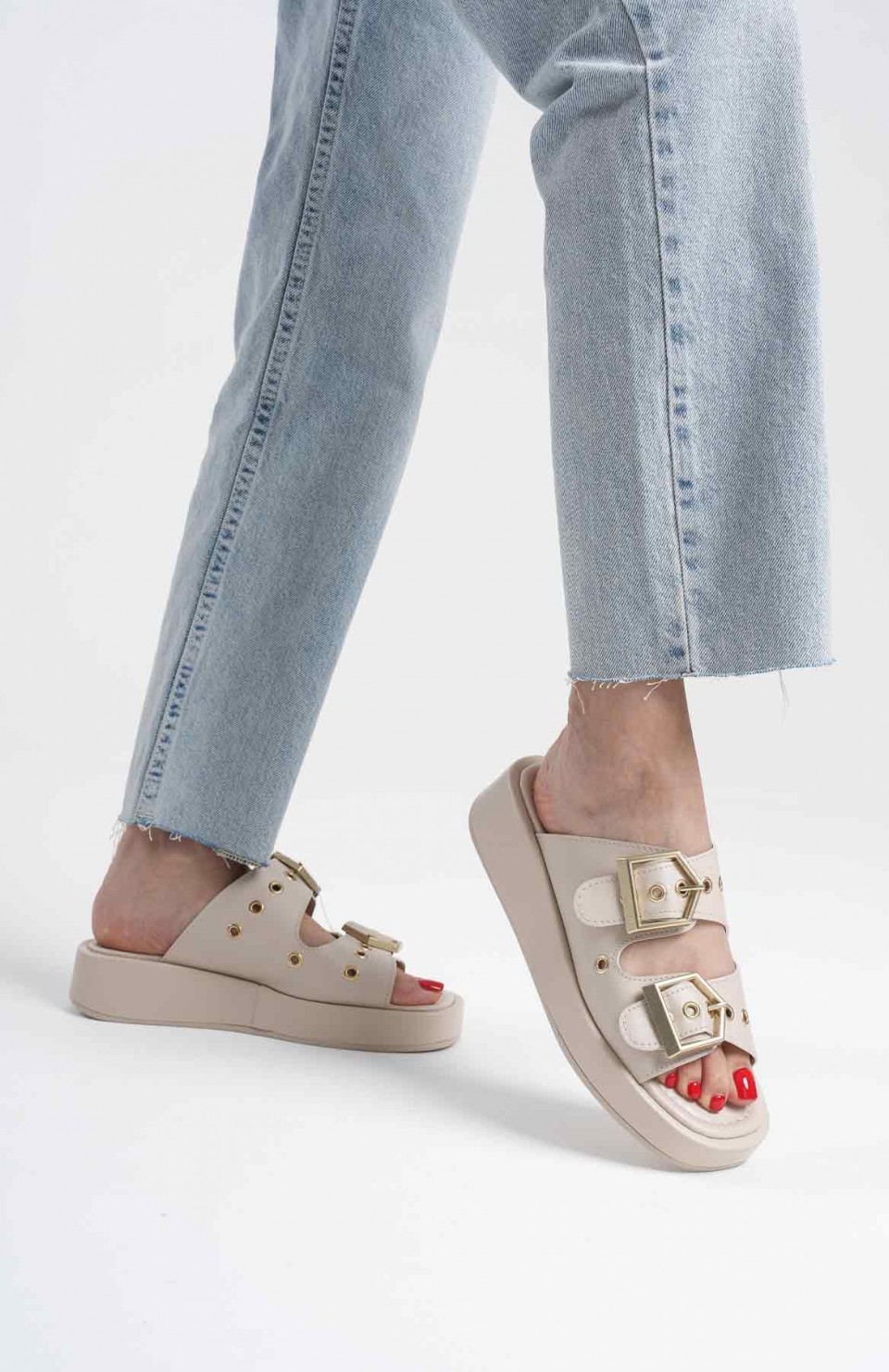 Kadın Bej Cilt Terlik TR17MY04C Somersan Giyim | Kadın, Erkek ve Çocuk Moda