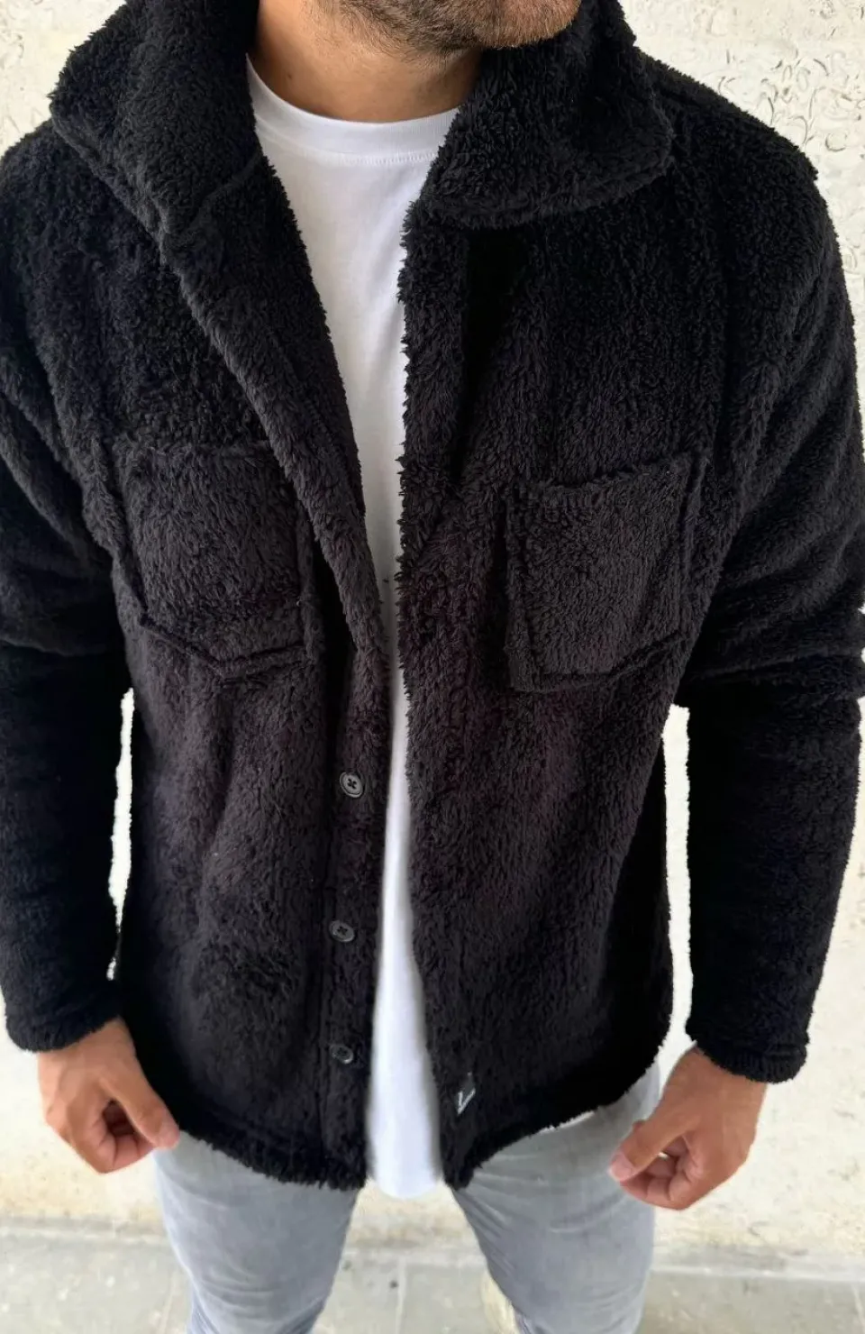 Erkek Pelüş Polar Hırka Gömlek – Yakalı, İlik Düğmeli, Göğüs Cepli, Yumuşak Dokulu Kışlık Regular Fit Rahat Günlük Model - Siyah
