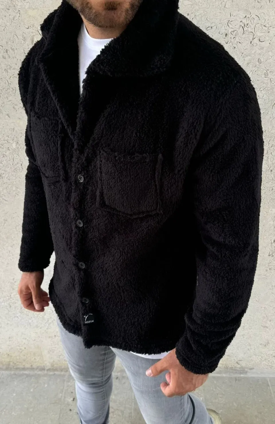 Erkek Pelüş Polar Hırka Gömlek – Yakalı, İlik Düğmeli, Göğüs Cepli, Yumuşak Dokulu Kışlık Regular Fit Rahat Günlük Model - Siyah