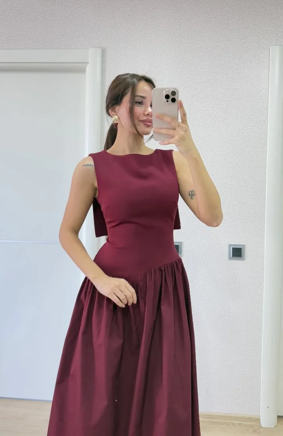 Krep Arkası Kanat Arka Ön Pens Detaylı Uzun Kadın Elbise - Bordo