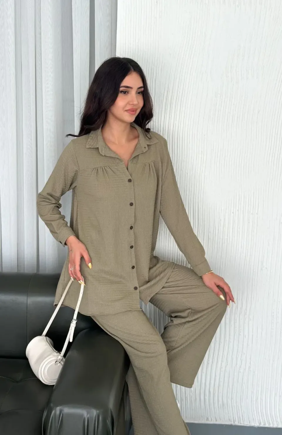 Yakalı Düğmeli Uzun Kollu Gömlek Pantolon ikili Takım - Bej