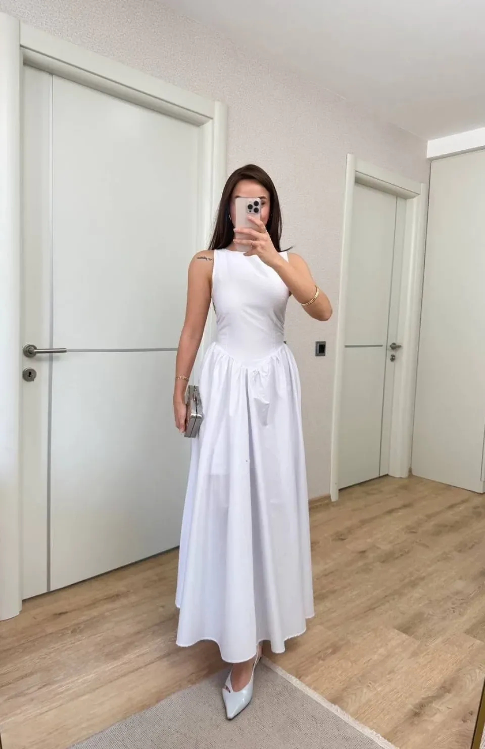 Sifir Kol Beli Oturtmalı Kolsuz Uzun Elbise - Beyaz