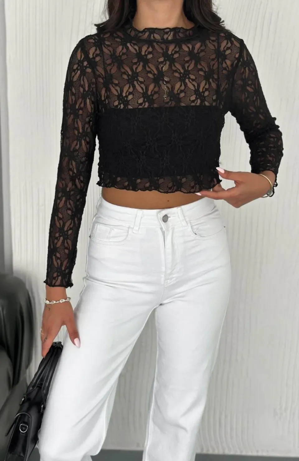 Kadın Dantel Uzun Kol Bluz- Siyah