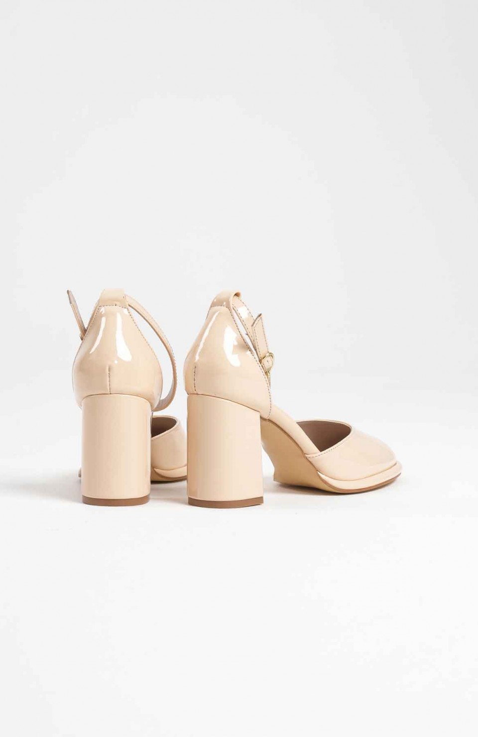 Açık Sarı Rugan Kadın Topuklu Ayakkabı TR18MS04B Somersan Giyim | Kadın, Erkek ve Çocuk Moda