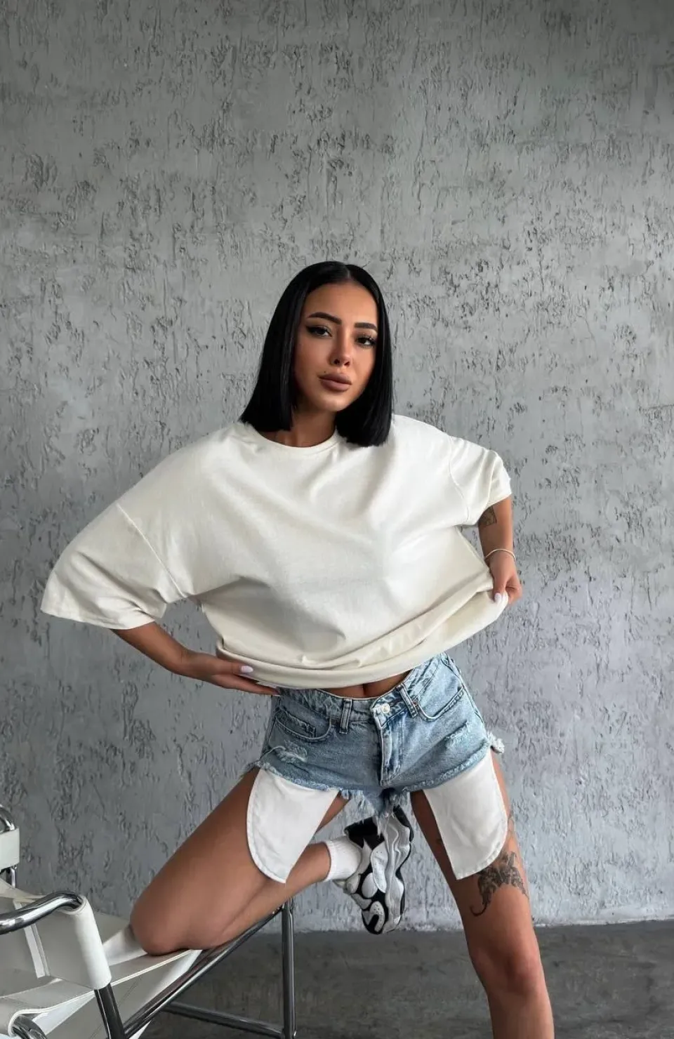 Unisex Düz Biskilet Yaka Oversize T-shirt - Beyaz