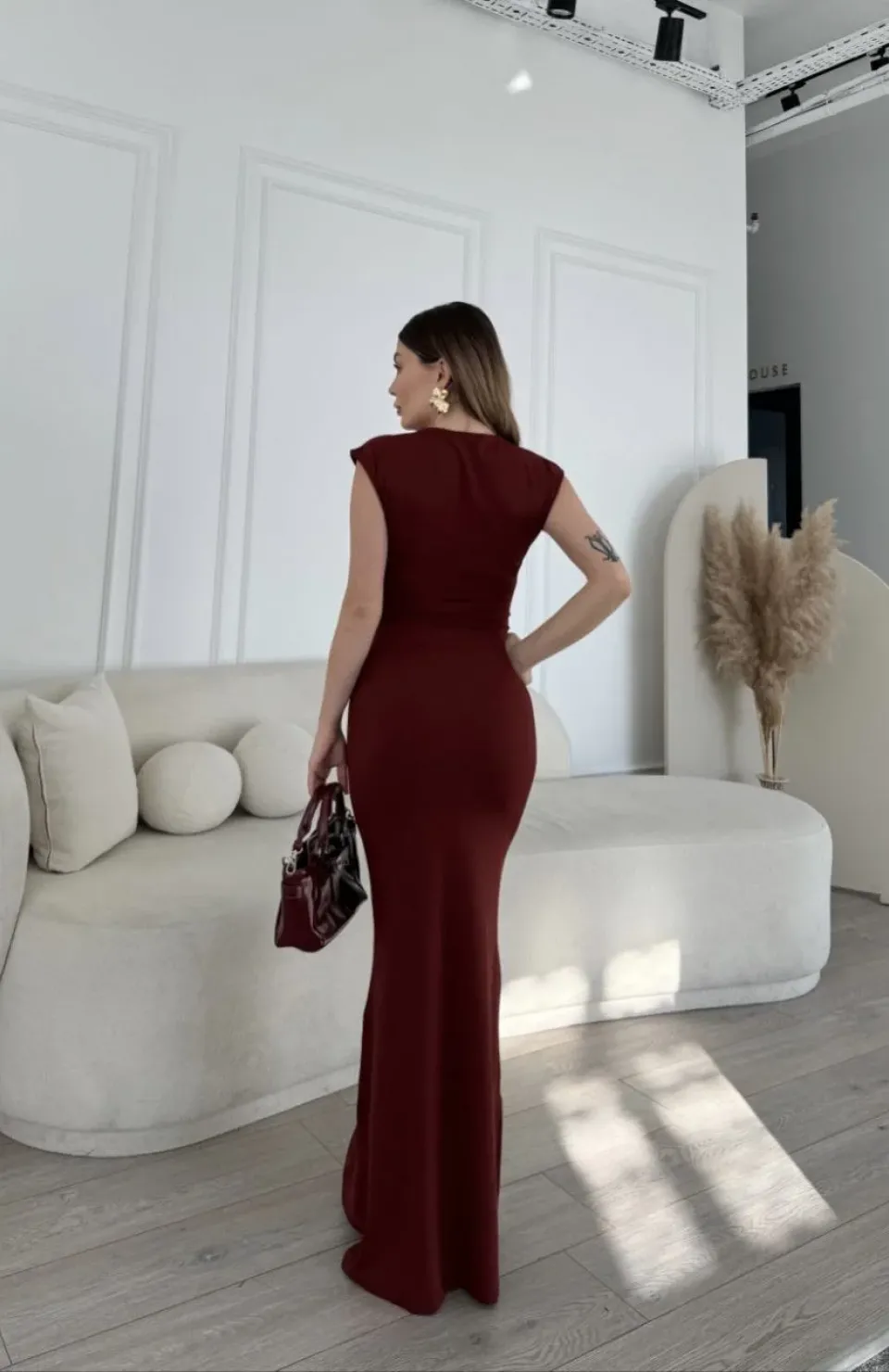 Kolsuz Uzun Likralı Elbise - Bordo