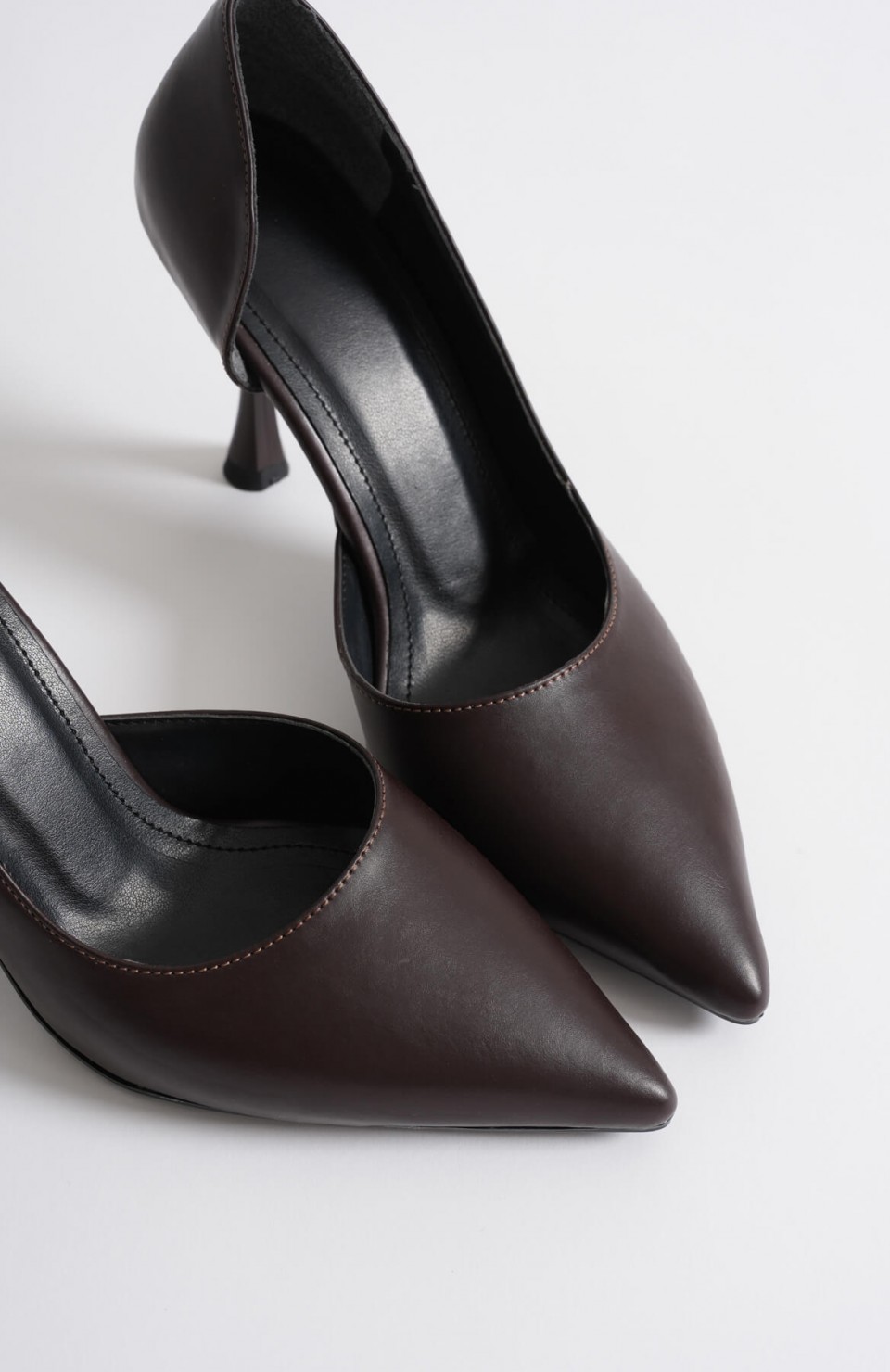 Kadın Acı Kahve Cilt Topuklu Ayakkabı TR08MS45Y Somersan Giyim | Kadın, Erkek ve Çocuk Moda