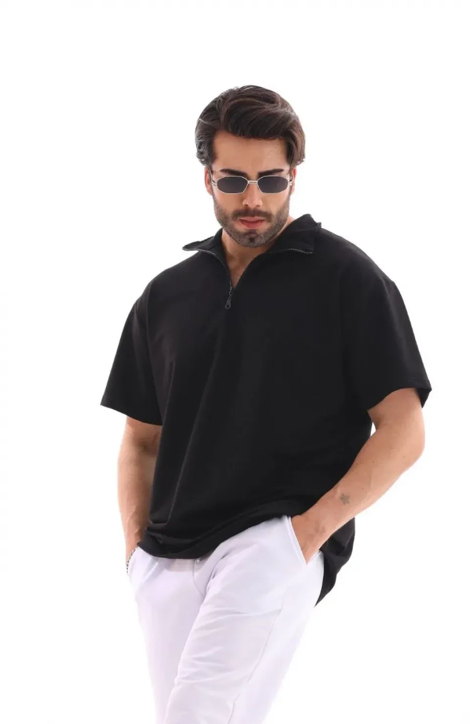 Unisex Yarım Fermuarlı Düz Oversize T-shirt - Siyah Somersan Giyim | Kadın, Erkek ve Çocuk Moda