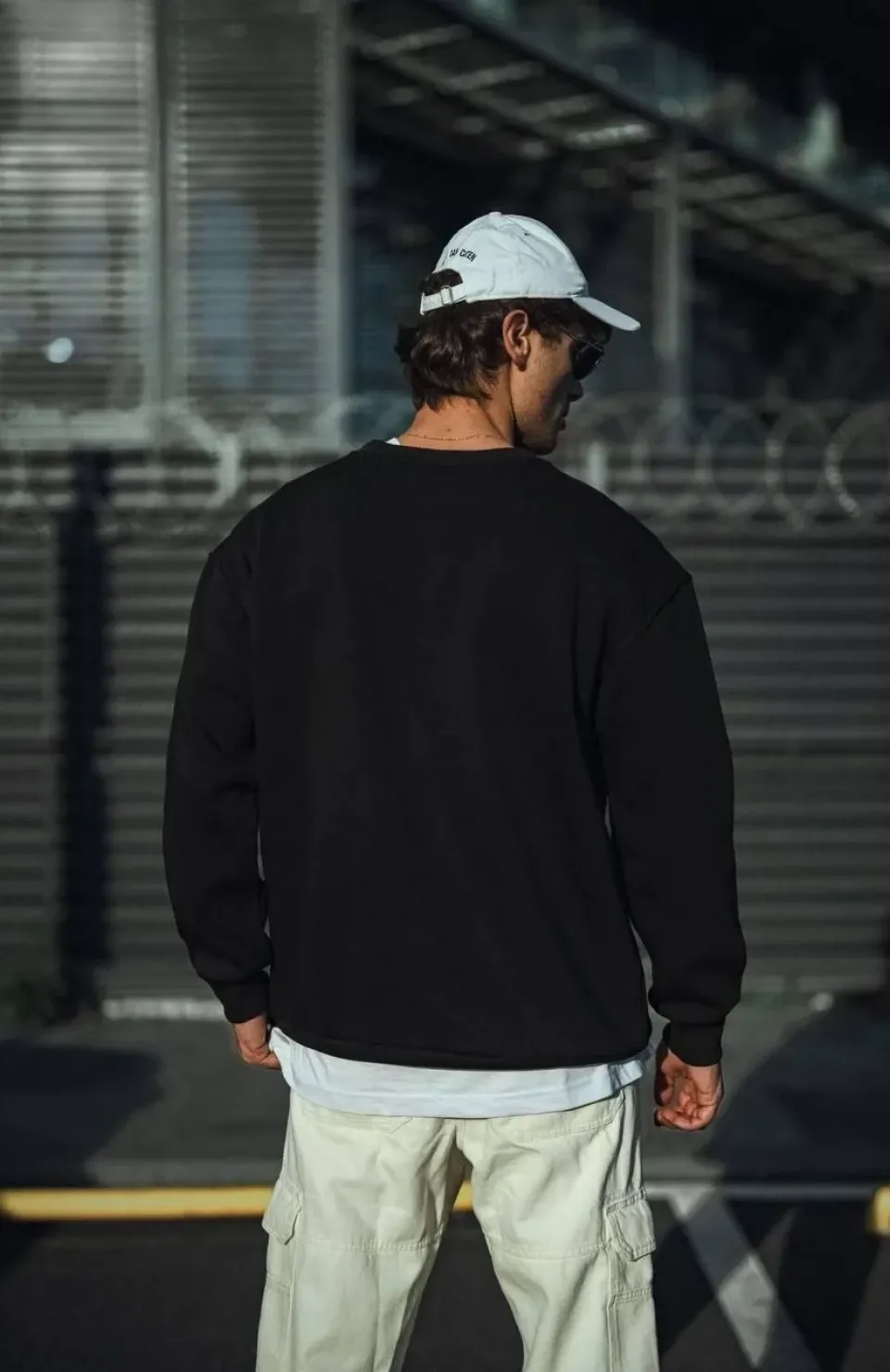 Kışlık Bisiklet Yaka Üç İplik Basic SweatShirt - Siyah