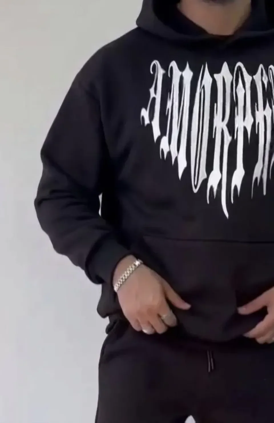 Uzun Kol Kapüşonlu Baskılı SweatShirt - Siyah