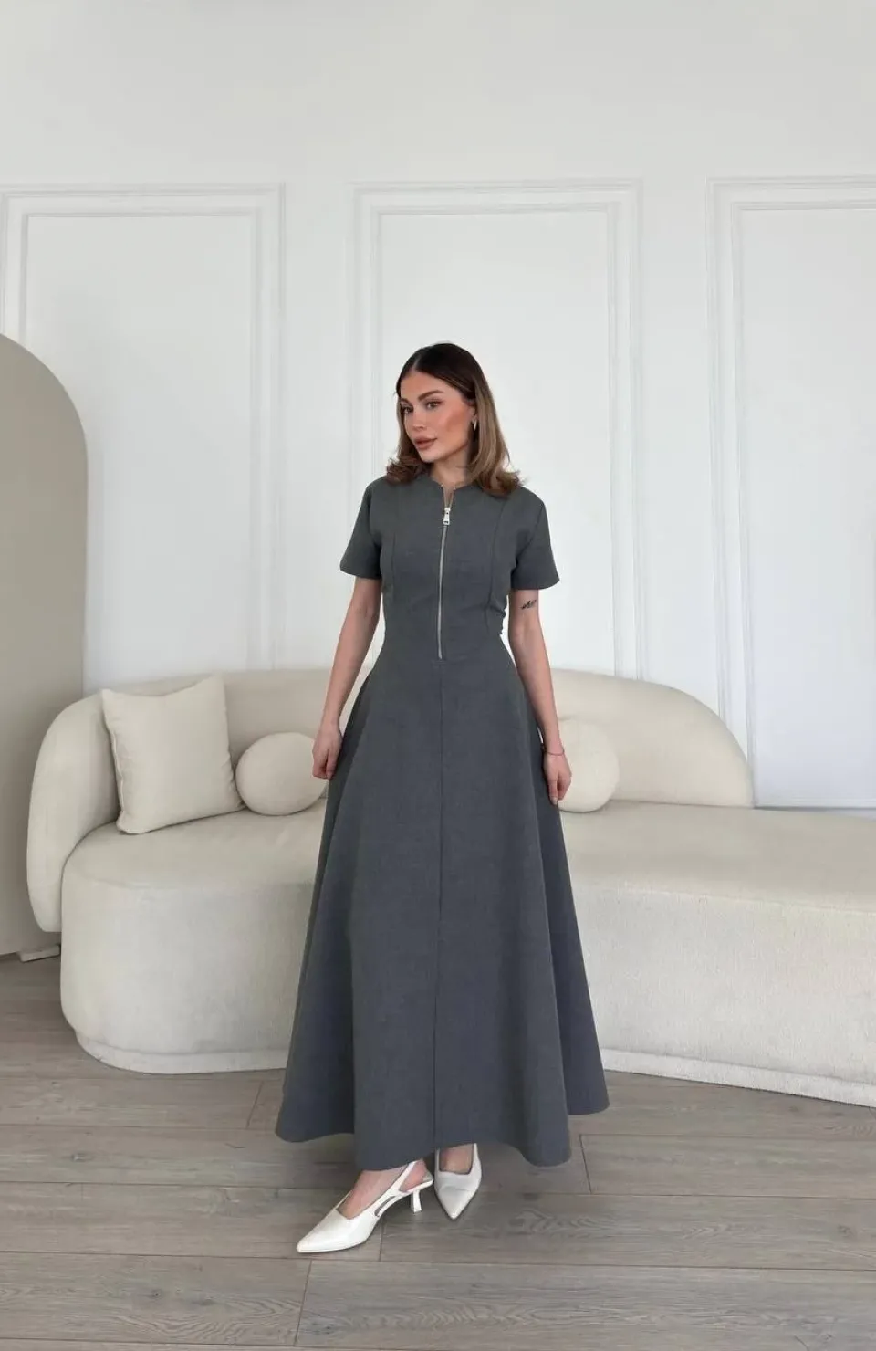 Kısa Kollu Önden Fermuarlı Çan Etekli Uzun Elbise - Antrasit