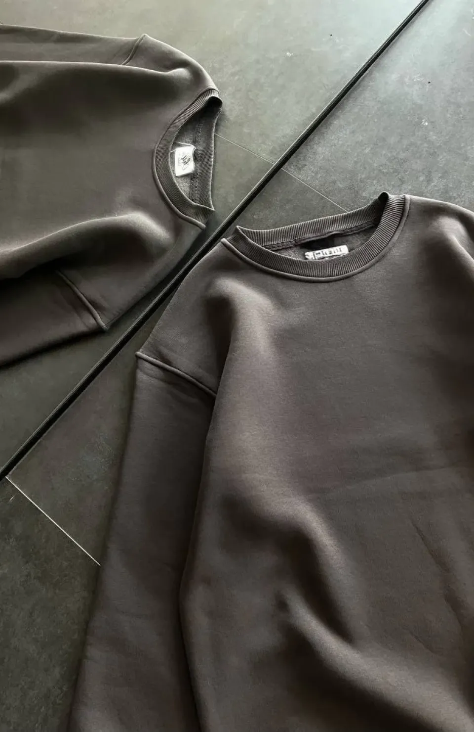 Kışlık Bisiklet Yaka Üç İplik Basic SweatShirt - Füme