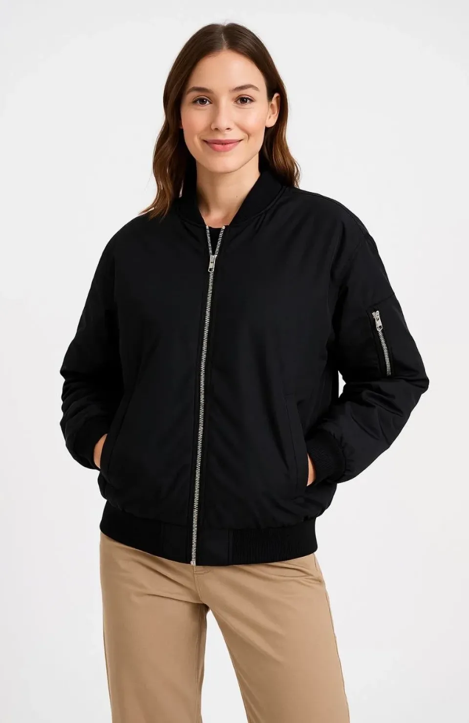 Kadın Bomber Mont Ceket – Fermuarlı, Kapitone İçi Astarlı, Su İtici Kumaş, Regular Fit, Yandan Cepli, Günlük Bahar & Kış Şık Rahat Stil - Siyah