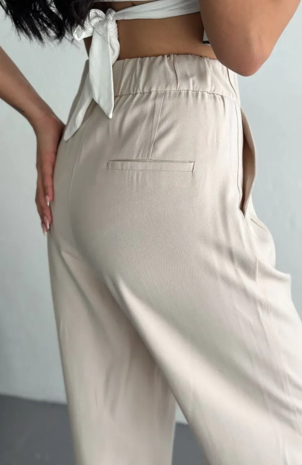 Kadın Yüksel Bel Beli Bağcıklı Rahat Boru Paça Pantalon - Kırık Beyaz