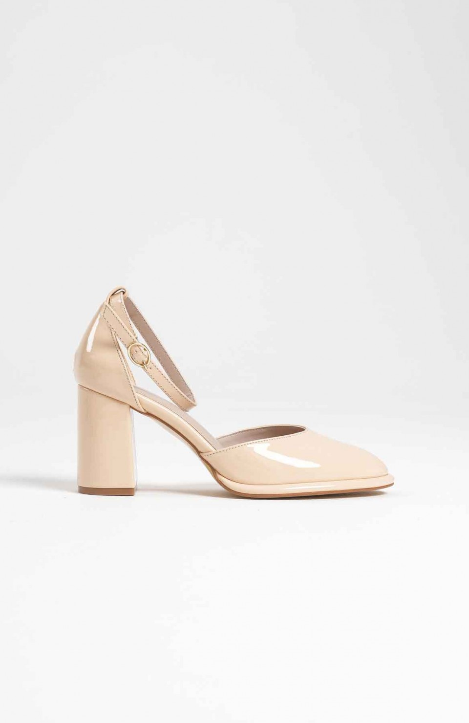 Açık Sarı Rugan Kadın Topuklu Ayakkabı TR18MS04B Somersan Giyim | Kadın, Erkek ve Çocuk Moda