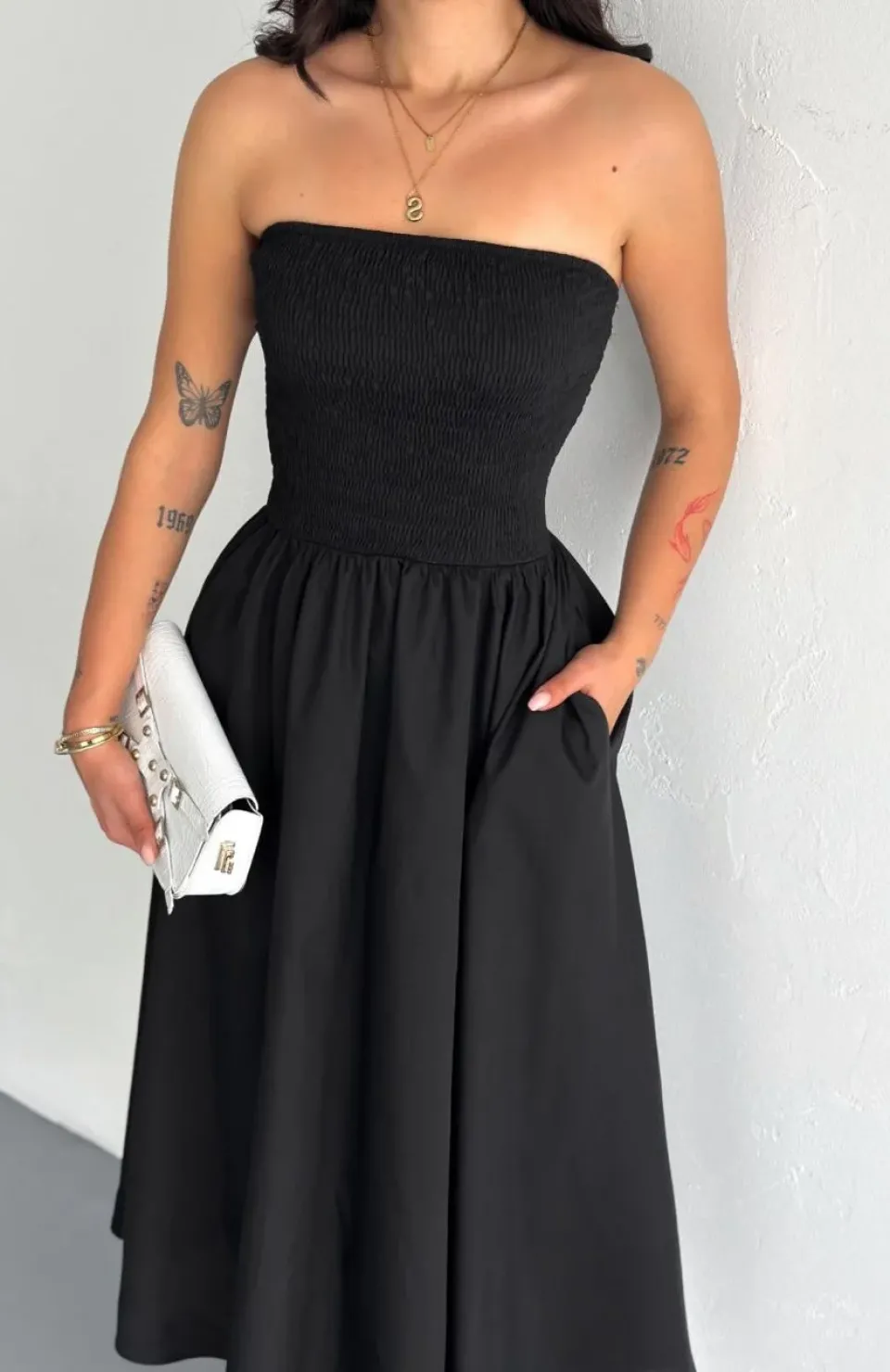 Straplez Pileli Elbise - Siyah