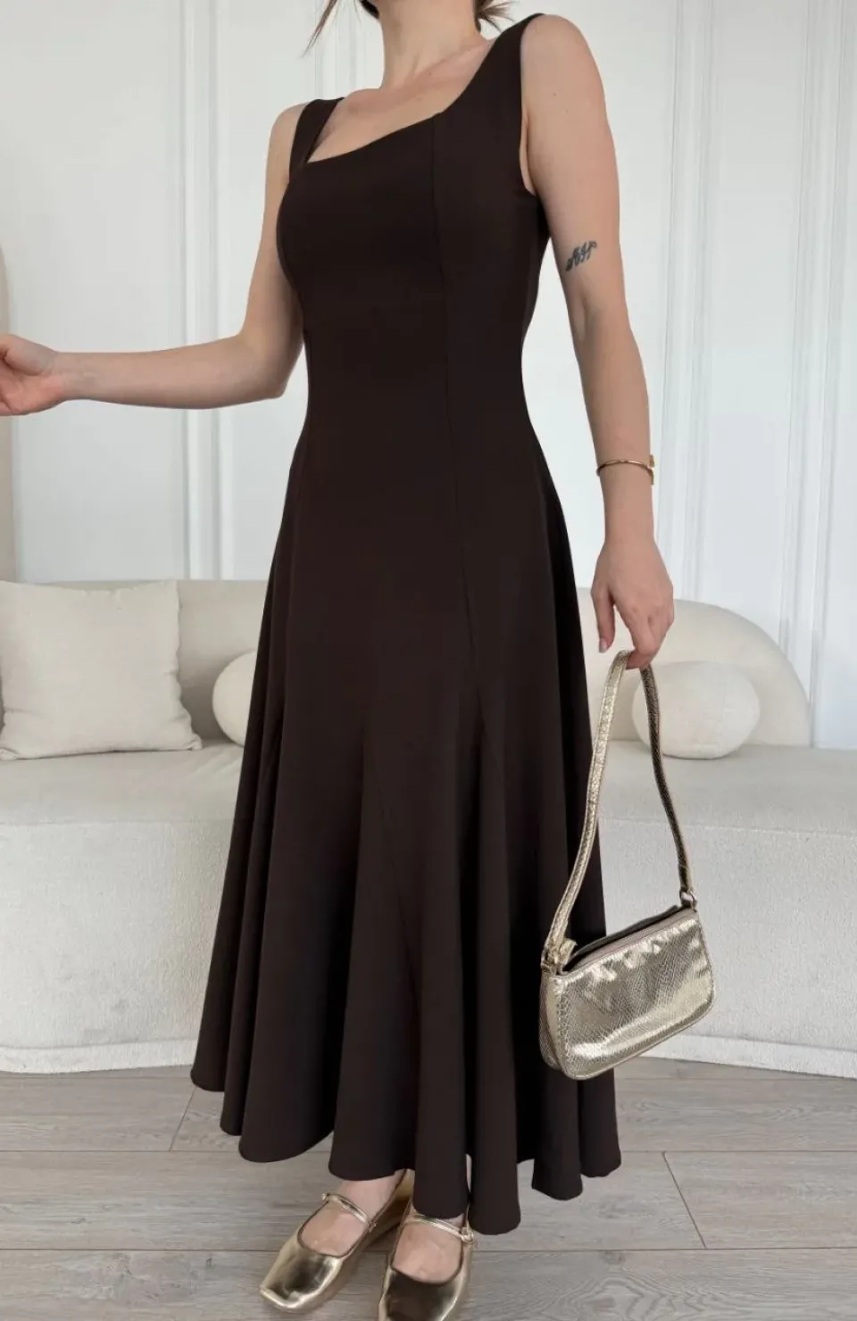 Sırt Dekolteli Kolsuz Uzun Elbise - Kahverengi