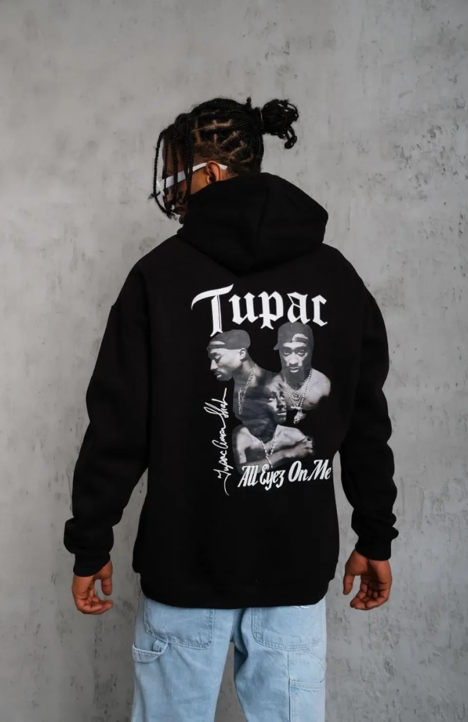 Erkek Oversize Üç İplik Kapüşonlu Sweat – Siyah Kol ve Etek Ribana Detaylı, Ön ve Sırt Baskılı, Kanguru Cepli Rahat Kalıp Model