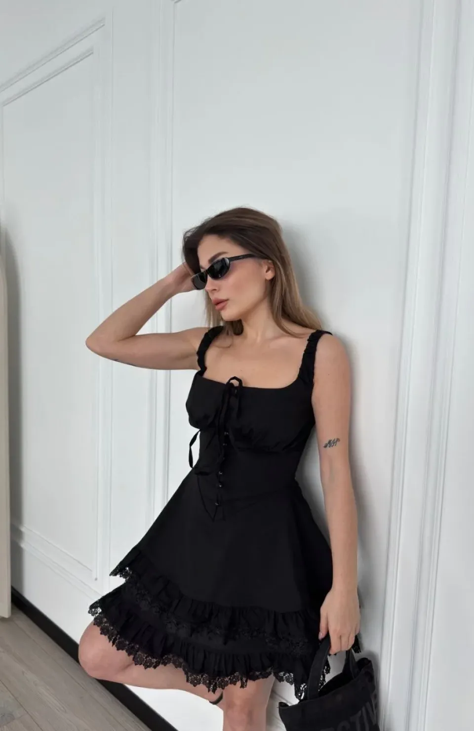 Mini Askılı Elbise - Siyah