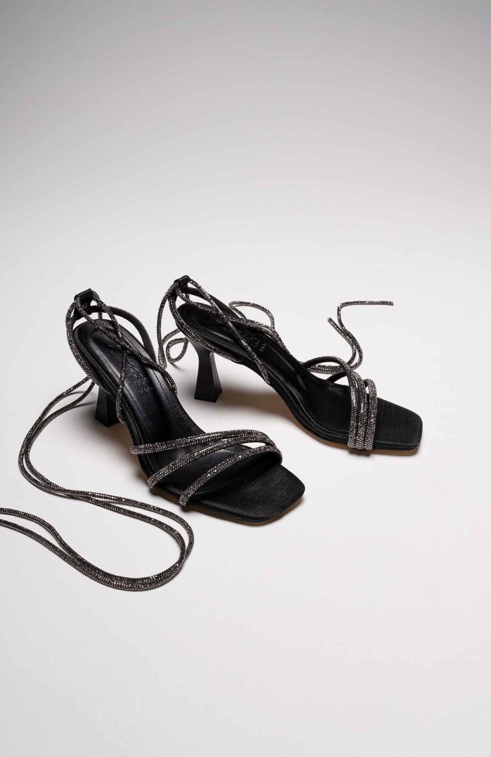 Siyah Taşlı Kadın Topuklu Sandalet TR25MY02A Somersan Giyim | Kadın, Erkek ve Çocuk Moda
