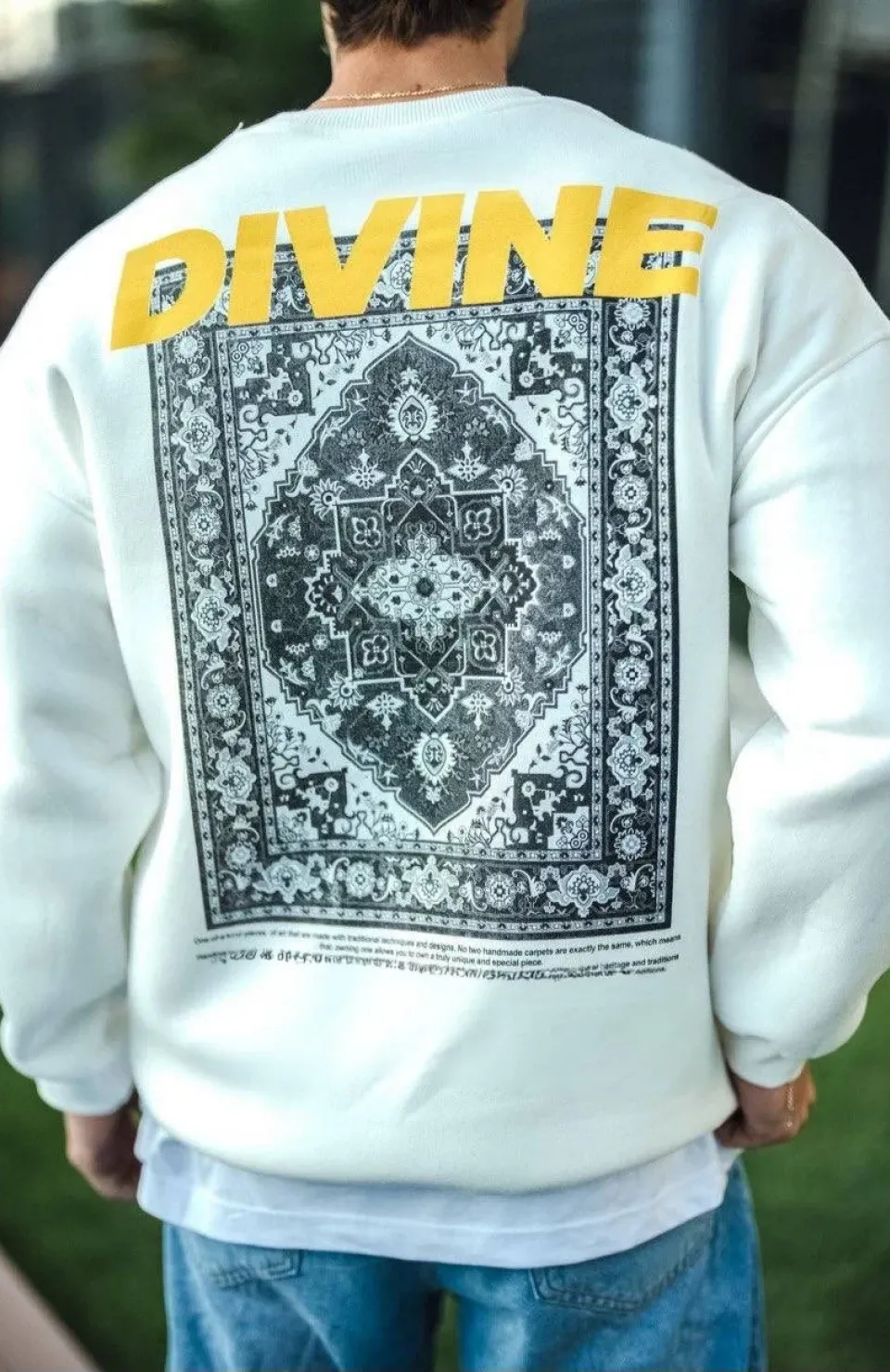 Kışlık Bisiklet Yaka Baskılı SweatShirt - Beyaz