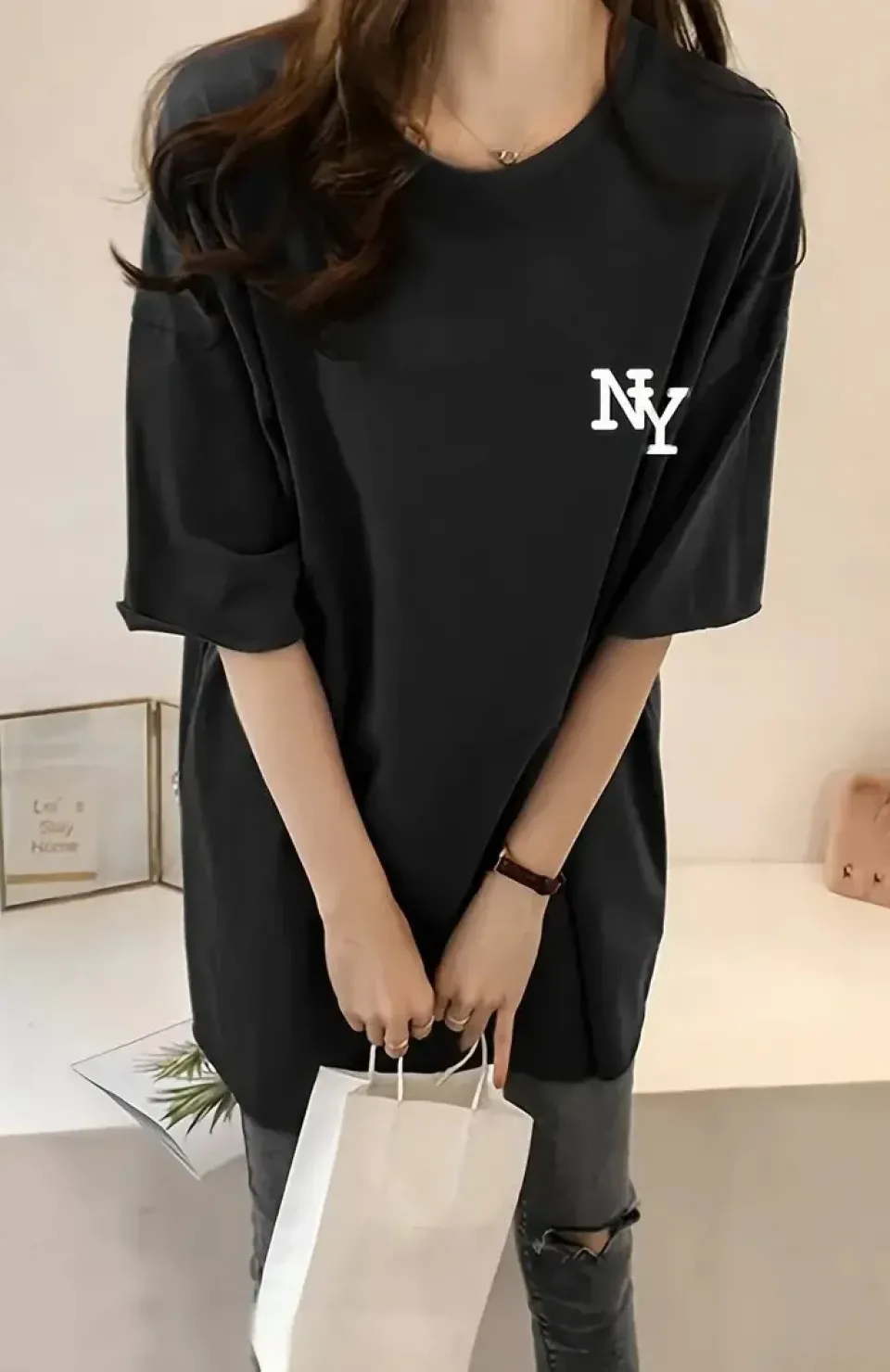 Kadın Eğlenceli Harf NY Baskılı Bisiklet Yaka Tişört - Rahat Polyester, Makinede Yıkanabilir - Yaz ve Fitness için Mükemmel, Yuvarlak Yaka - Siyah