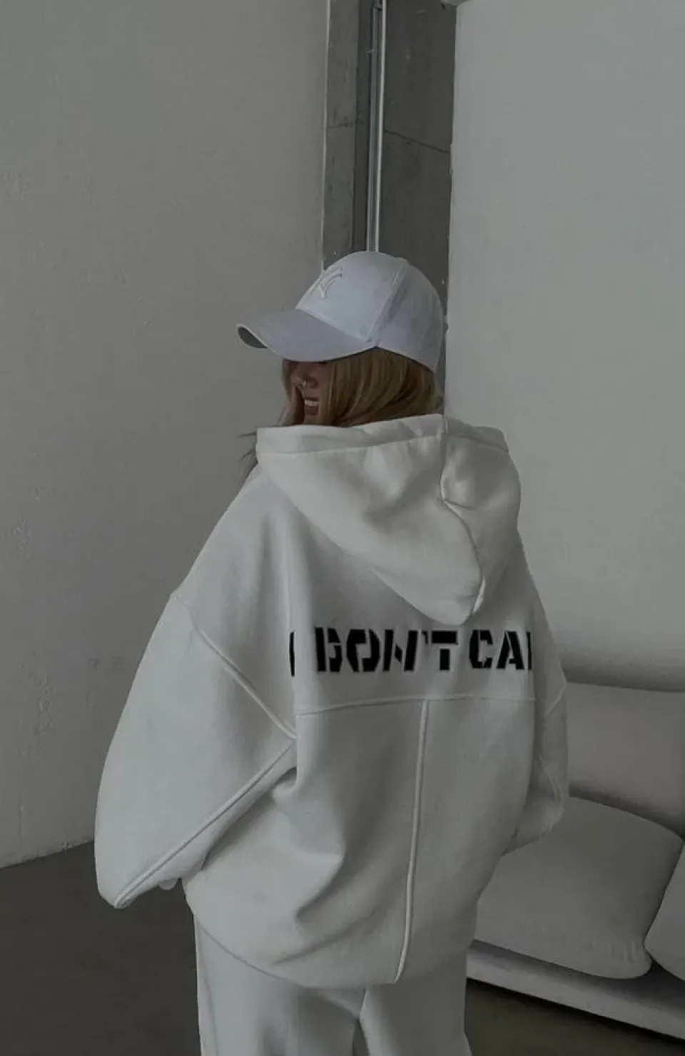 Nakış İşlemeli Üç İplik Sweat Takım- Beyaz