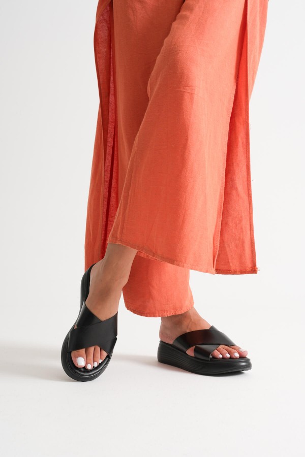 Siyah Hakiki Deri Terlik TR31MY53A