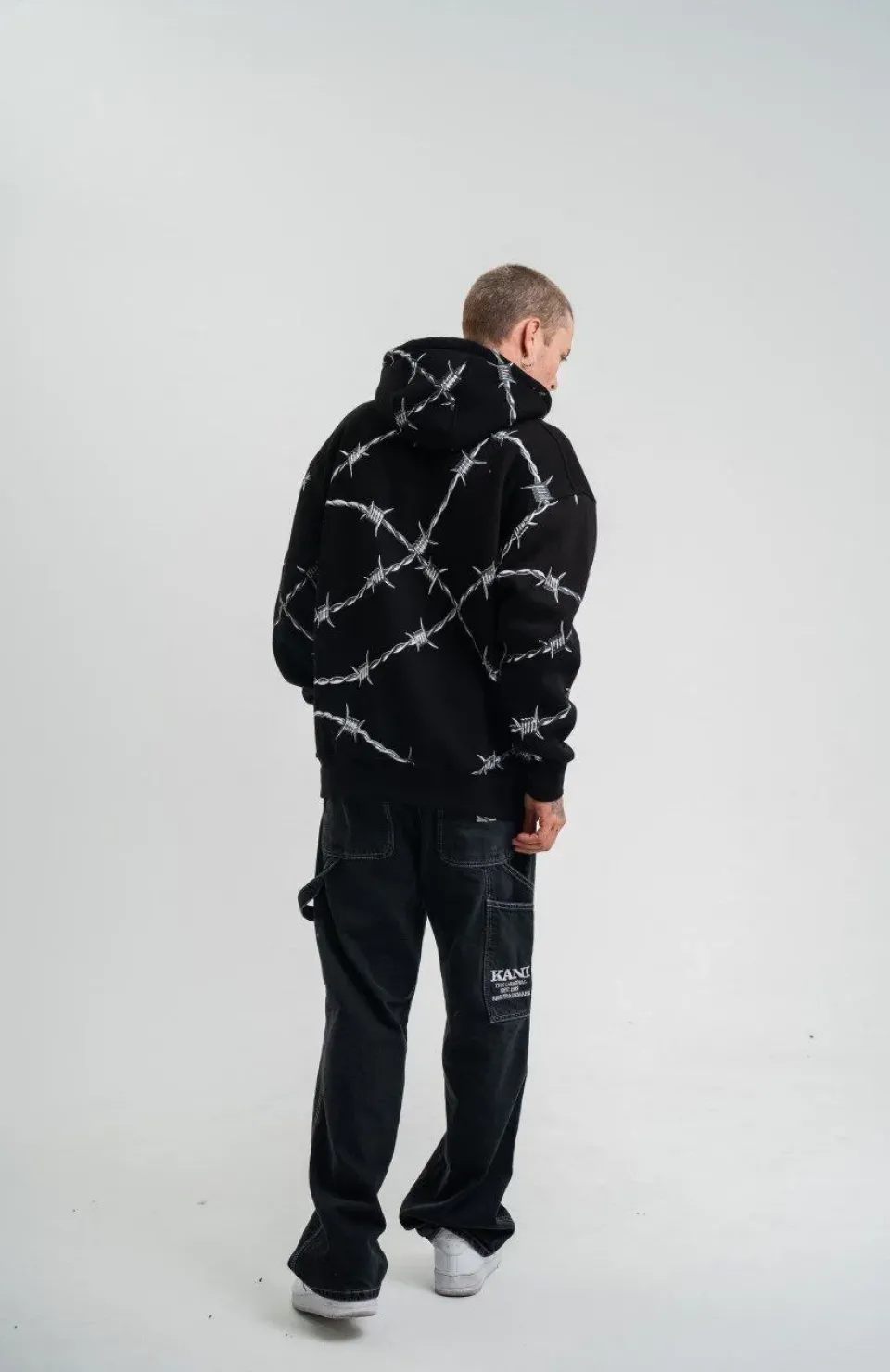 Unisex Kapşonlu Varak ve Pano Baskılı SweatShirt- Siyah