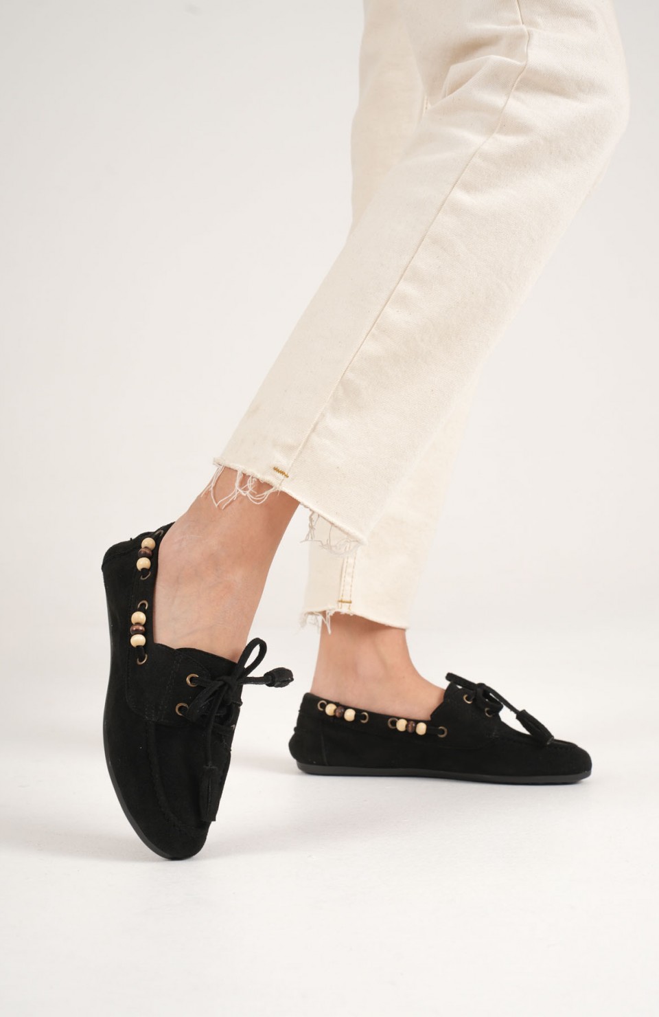 Kadın Siyah Boncuklu Günlük Süet Ayakkabı TR27MS07A Somersan Giyim | Kadın, Erkek ve Çocuk Moda