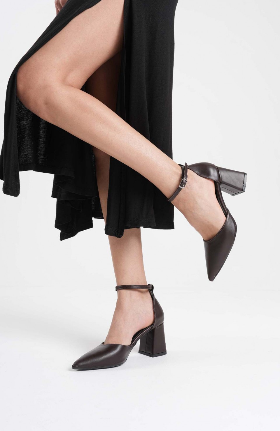 Acı Kahve Cilt Kadın Topuklu Ayakkabı TR08MS11F Somersan Giyim | Kadın, Erkek ve Çocuk Moda