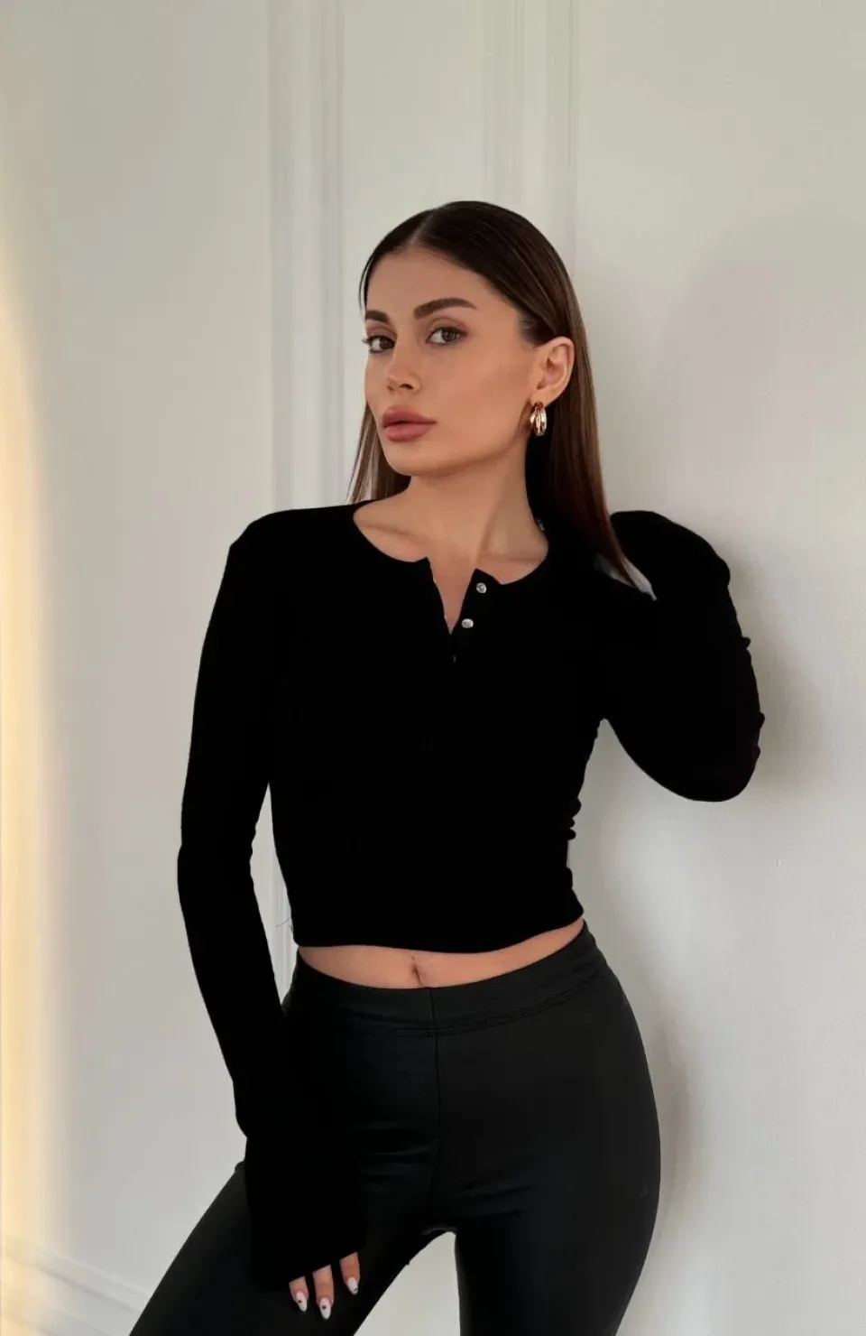 Cıt Cıt Detaylı Uzun Kollu Crop - Siyah