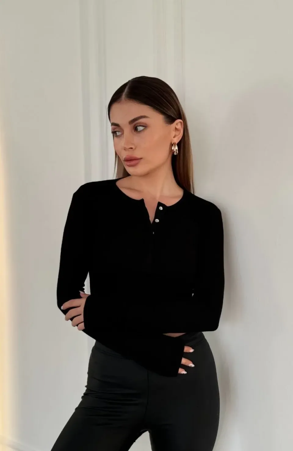 Cıt Cıt Detaylı Uzun Kollu Crop - Siyah