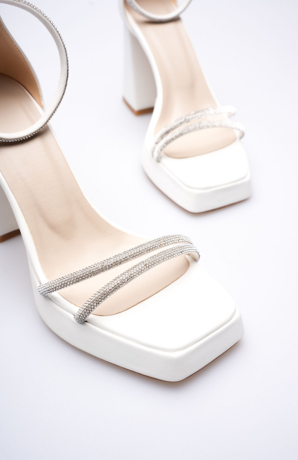 Kadın Beyaz Topuklu Sandalet TR12MY01B Somersan Giyim | Kadın, Erkek ve Çocuk Moda