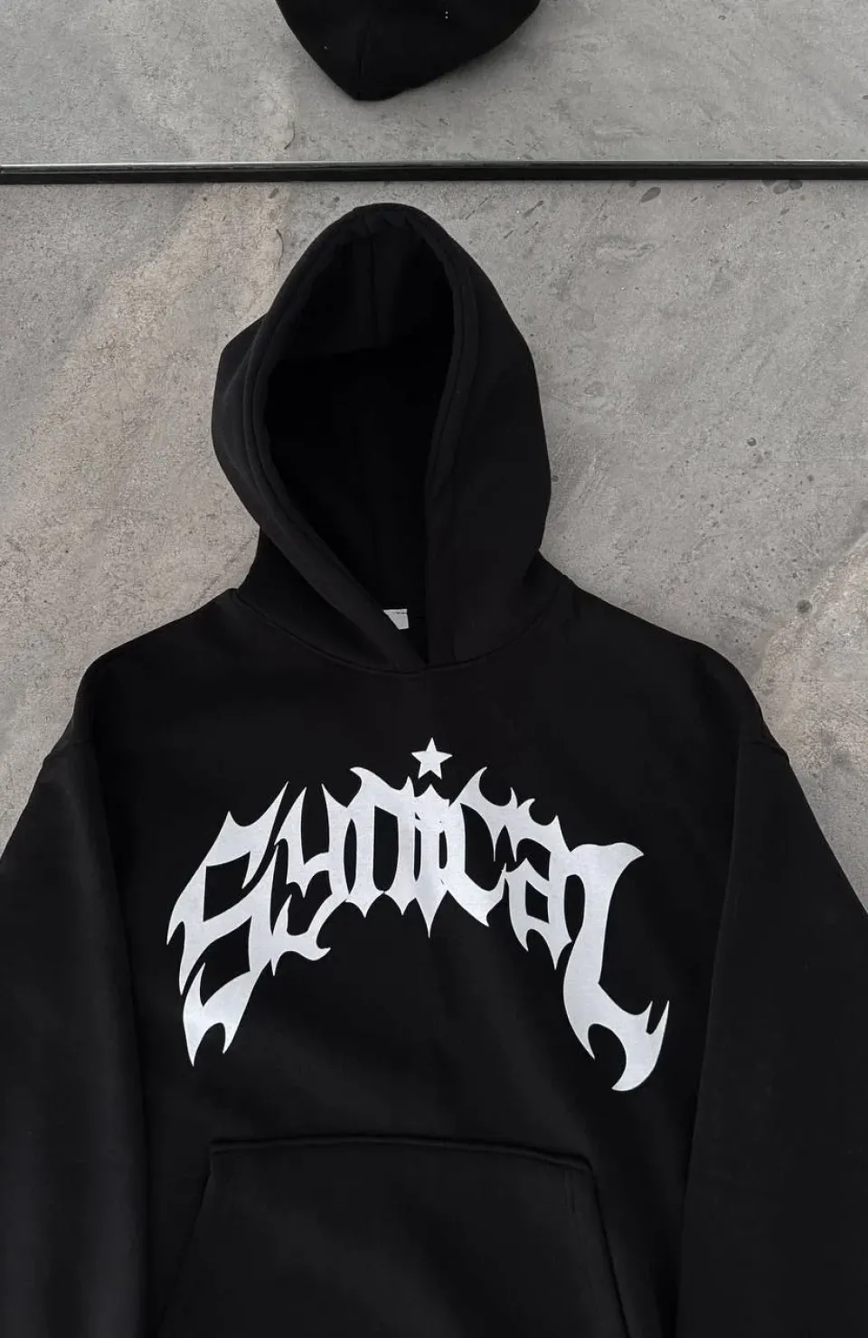 Üç İplik Kapüşonlu Baskılı Oversize SweatShirt- Siyah