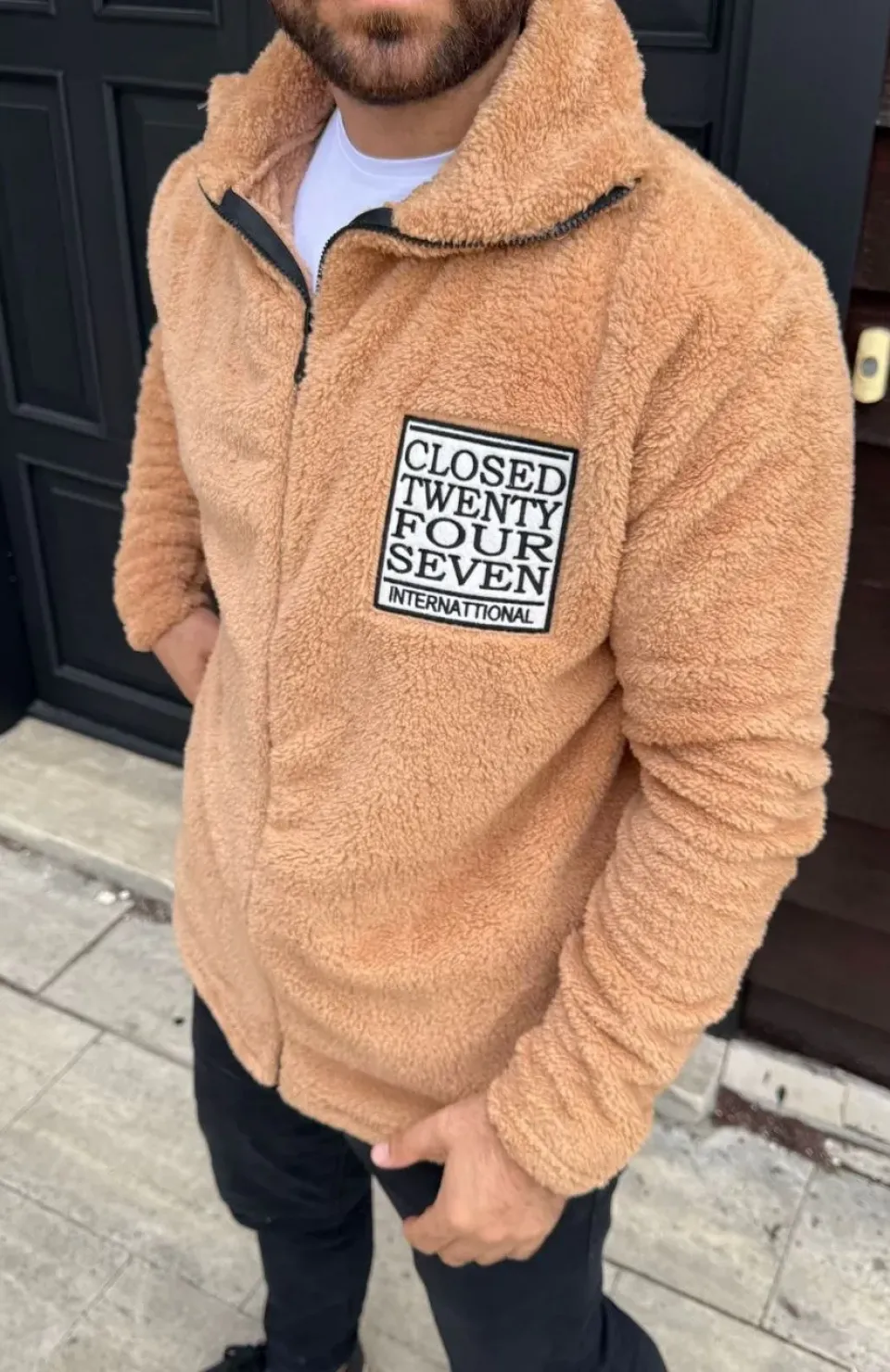 Erkek Polar Fermuarlı Sweatshirt – Kapüşonsuz, Cepli, Yumuşak Dokulu, Oversize Rahat Kalıp, Kışlık Sıcak Tutan Fermuarlı Üst - Kahverengi