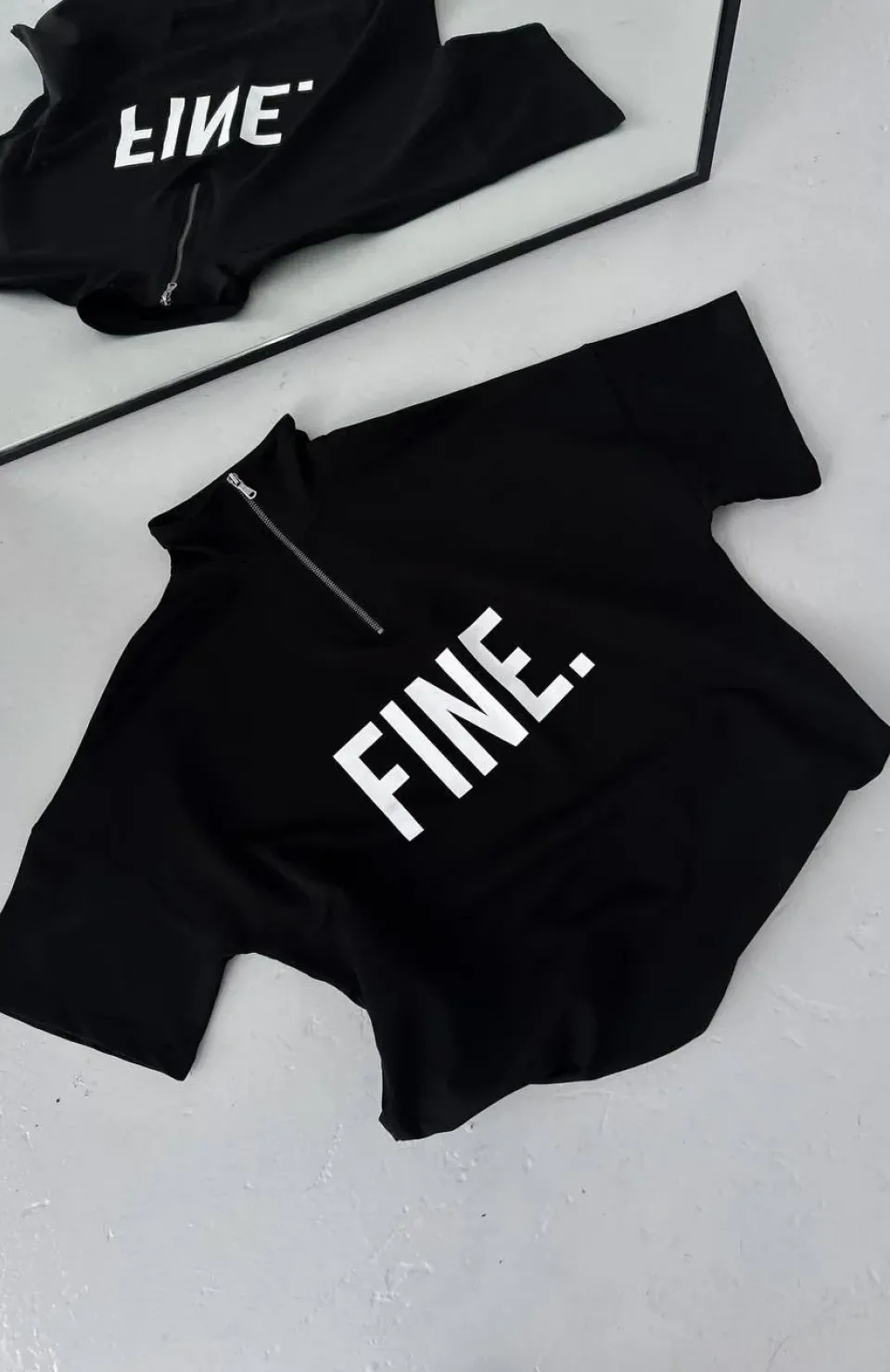 Unisex Baskılı Yarım Fermuarlı T-Shirt - Siyah