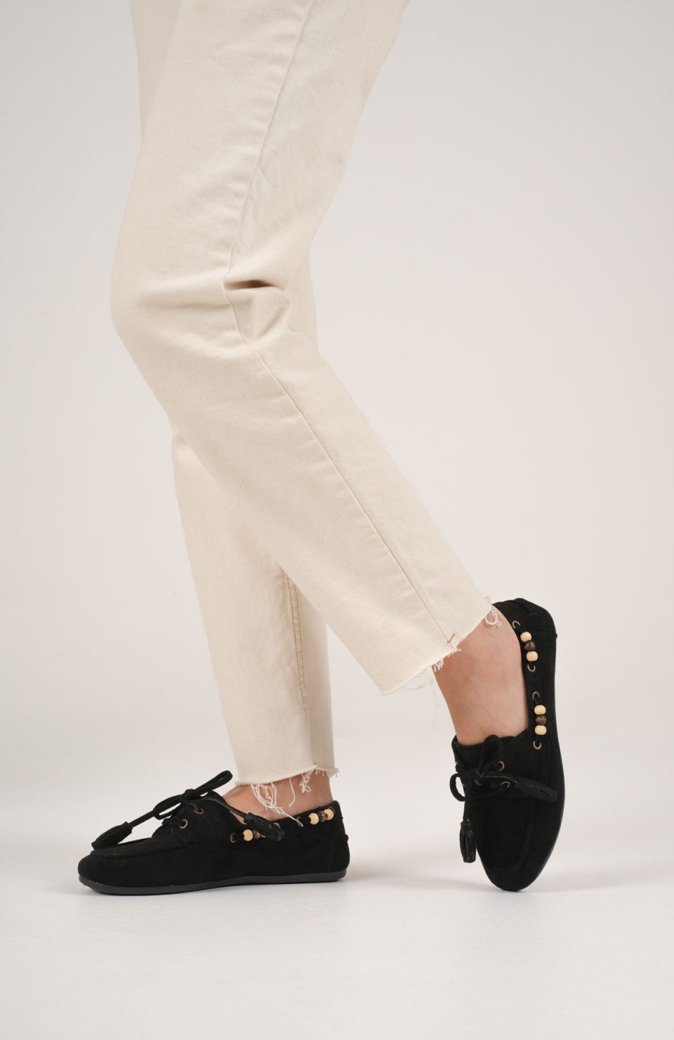 Kadın Siyah Boncuklu Günlük Süet Ayakkabı TR27MS07A Somersan Giyim | Kadın, Erkek ve Çocuk Moda