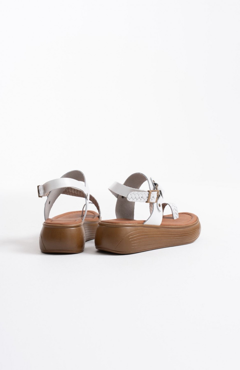 Beyaz Hakiki Deri Sandalet TR31MY64B Somersan Giyim | Kadın, Erkek ve Çocuk Moda