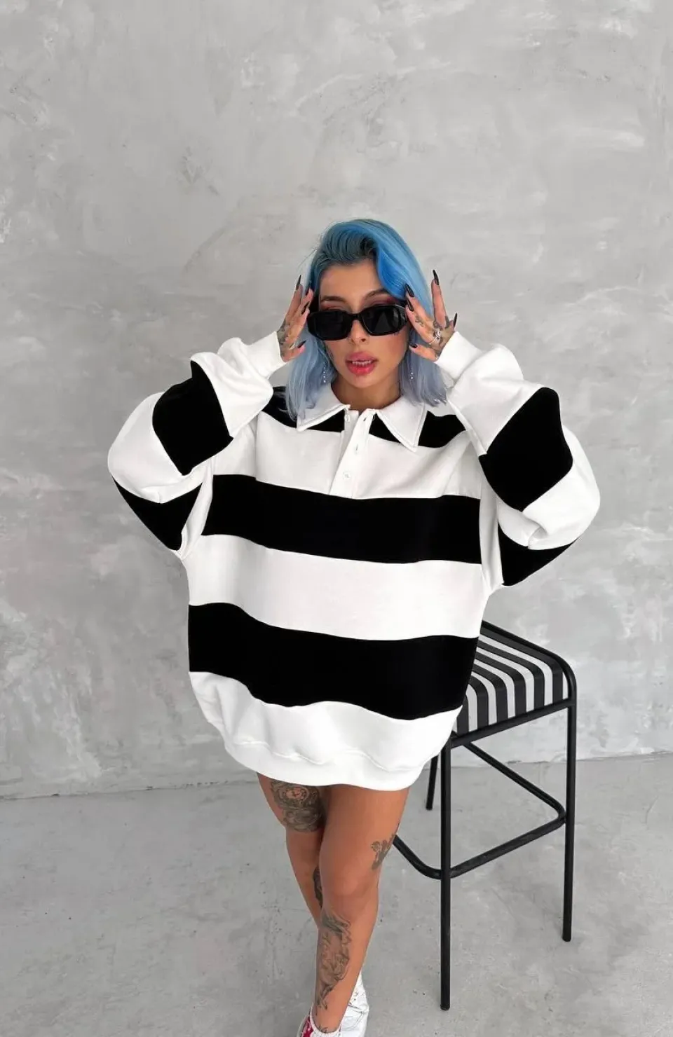 Unisex Üç İplik Parçalı Yakalı SweatShirt - Siyah